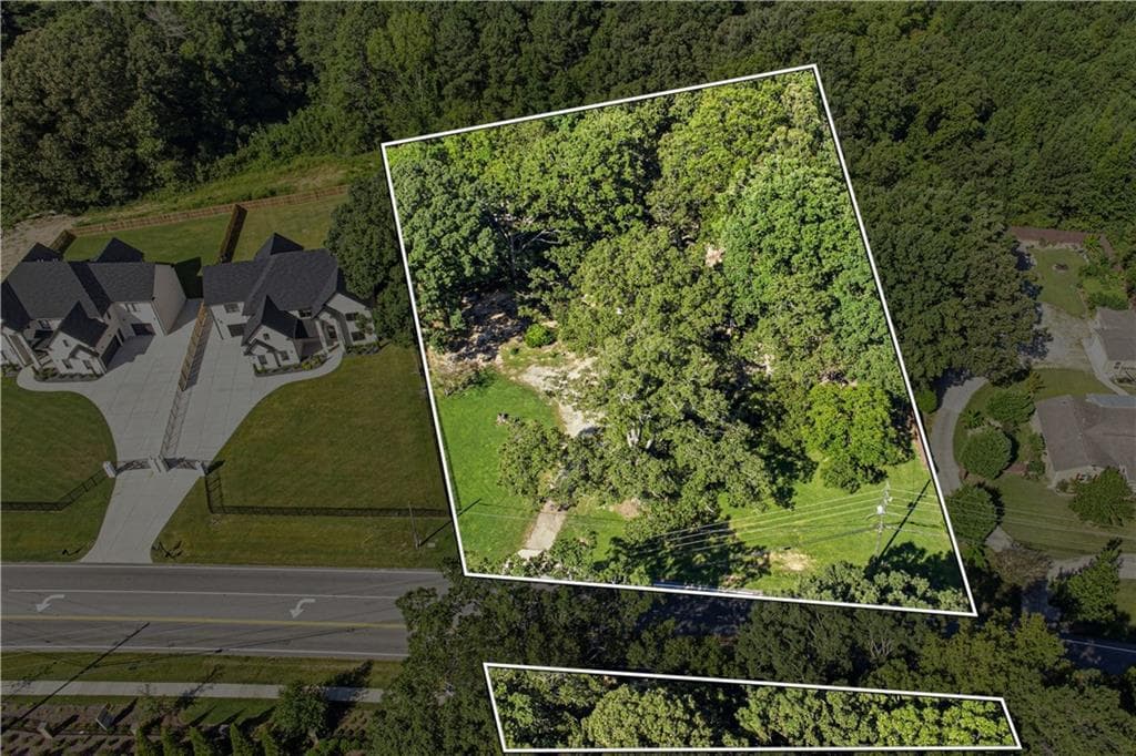 3 bedroom, 2 bathroom, 1,410 sq ft single family residence for sale at 1660 Braselton Highway, Lawrenceville, GA 30043 — photo 6