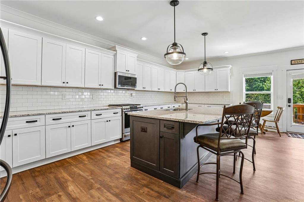 5 bedroom, 5 bathroom, 4,984 sq ft single family residence for sale at 580 Stoneledge Road, Jasper, GA 30143 — photo 5