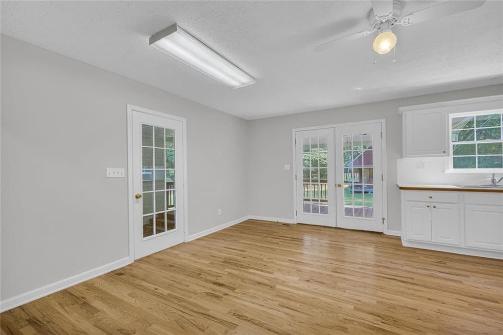 3 bedroom, 3 bathroom, 2,190 sq ft single family residence under contract at 337 Bear Creek Trail, Mansfield, GA 30055 — photo 10