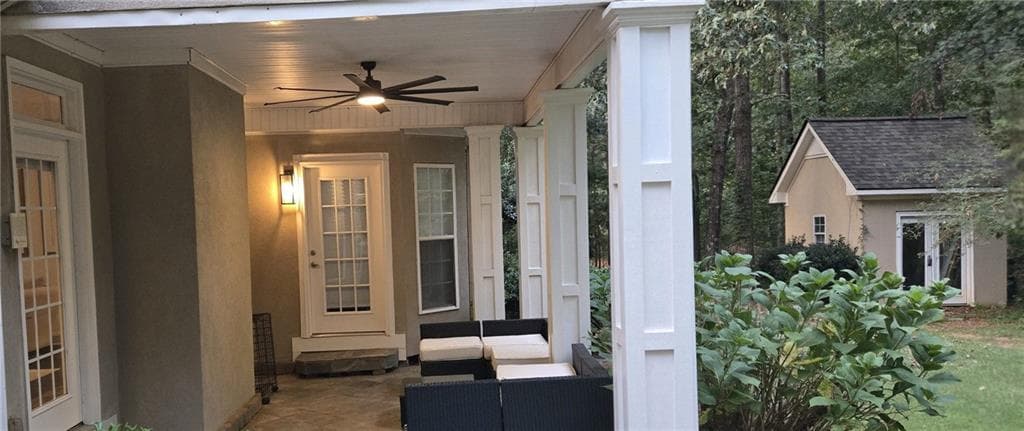 4 bedroom, 6 bathroom, 3,722 sq ft single family residence for sale at 6640 Ashebrooke Drive, Douglasville, GA 30135 — photo 5