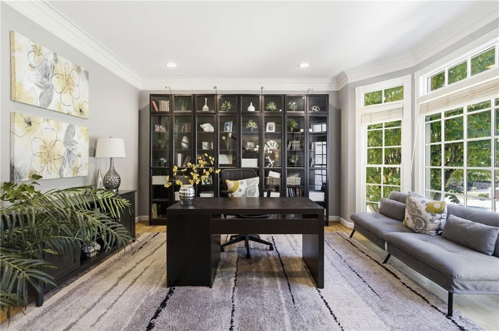 4 bedroom, 4 bathroom, 3,180 sq ft single family residence for sale at 10785 Grenadier Lane, Alpharetta, GA 30022 — photo 5