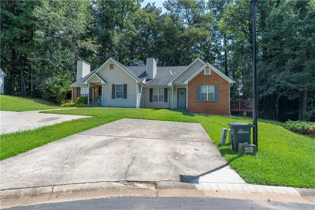 3 bedroom, 2 bathroom, 1,164 sq ft townhouse under contract at 1277 Scripps Court, Marietta, GA 30008 — photo 2