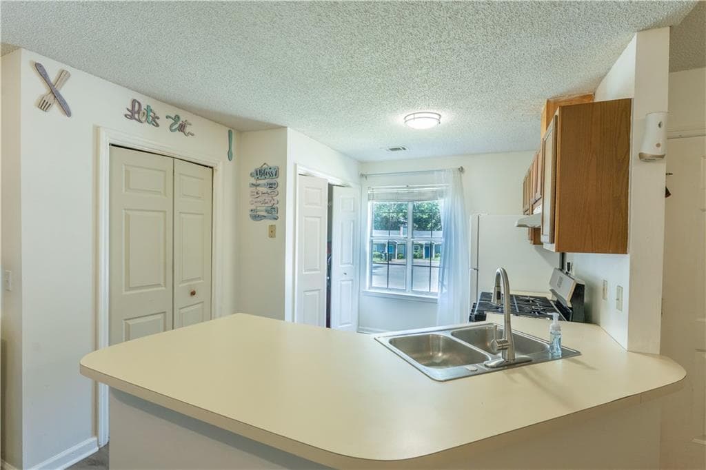 3 bedroom, 2 bathroom, 1,164 sq ft townhouse under contract at 1277 Scripps Court, Marietta, GA 30008 — photo 8