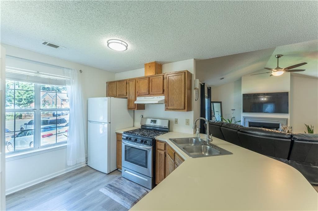 3 bedroom, 2 bathroom, 1,164 sq ft townhouse under contract at 1277 Scripps Court, Marietta, GA 30008 — photo 9
