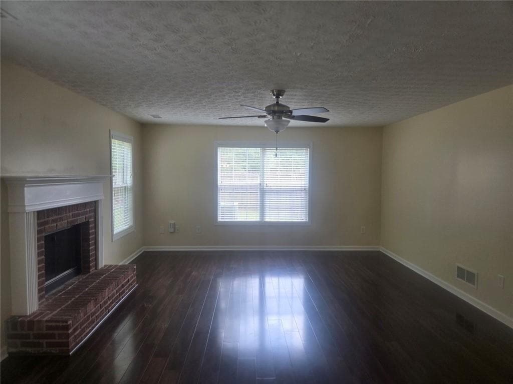 5 bedroom, 3 bathroom, 2,794 sq ft single family residence for sale at 22 Windcrest Keep, Covington, GA 30016 — photo 8