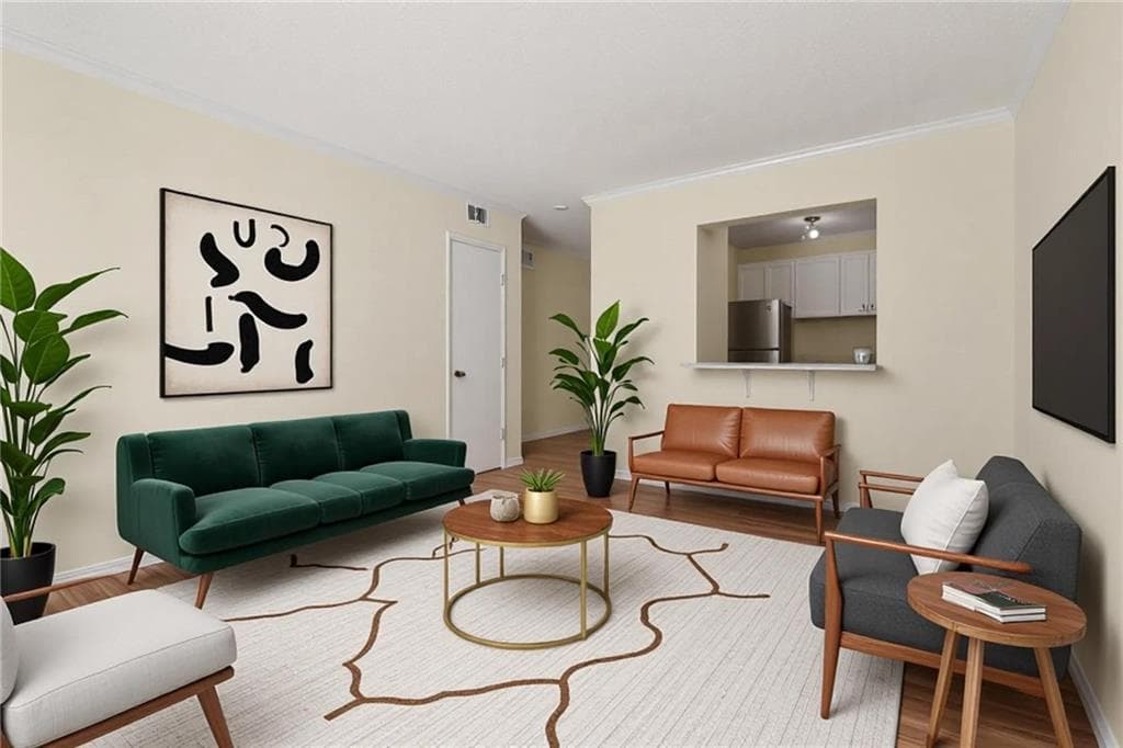 1 bedroom, 1 bathroom, 648 sq ft condominium for sale at 1225 Church Street M, Decatur, GA 30030 — photo 2