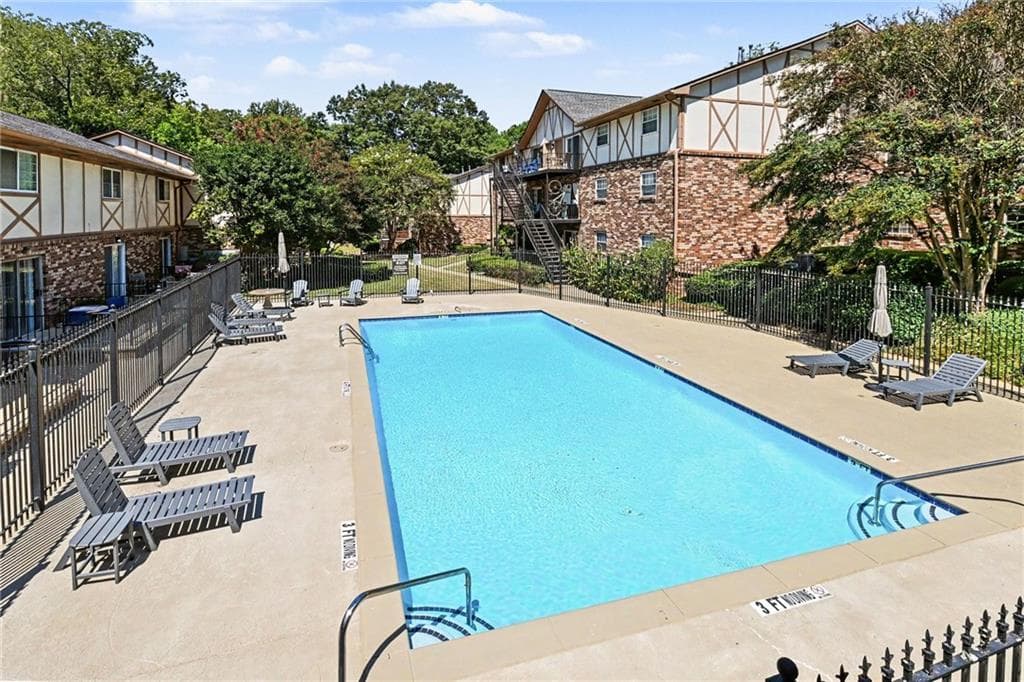 1 bedroom, 1 bathroom, 648 sq ft condominium for sale at 1225 Church Street M, Decatur, GA 30030 — photo 5