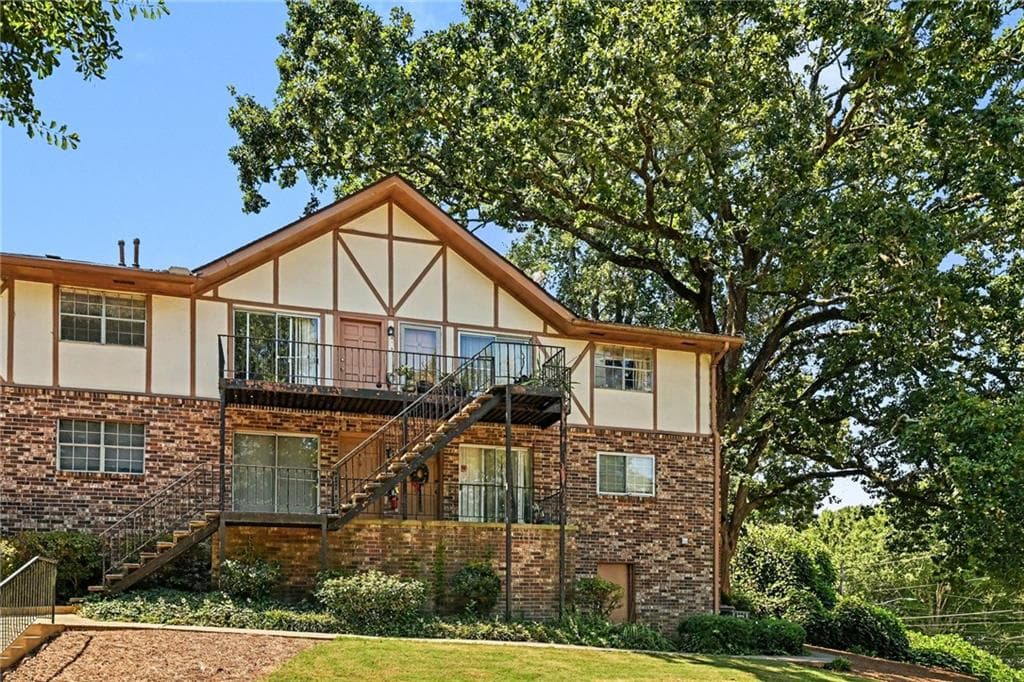 1 bedroom, 1 bathroom, 648 sq ft condominium for sale at 1225 Church Street M, Decatur, GA 30030 — photo 6