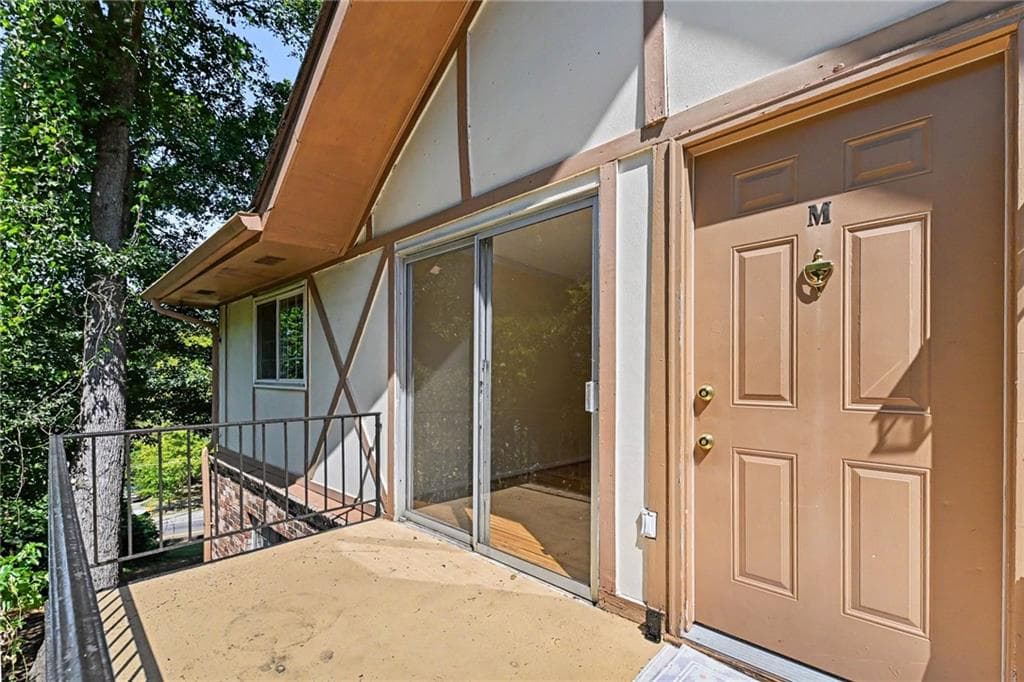 1 bedroom, 1 bathroom, 648 sq ft condominium for sale at 1225 Church Street M, Decatur, GA 30030 — photo 8