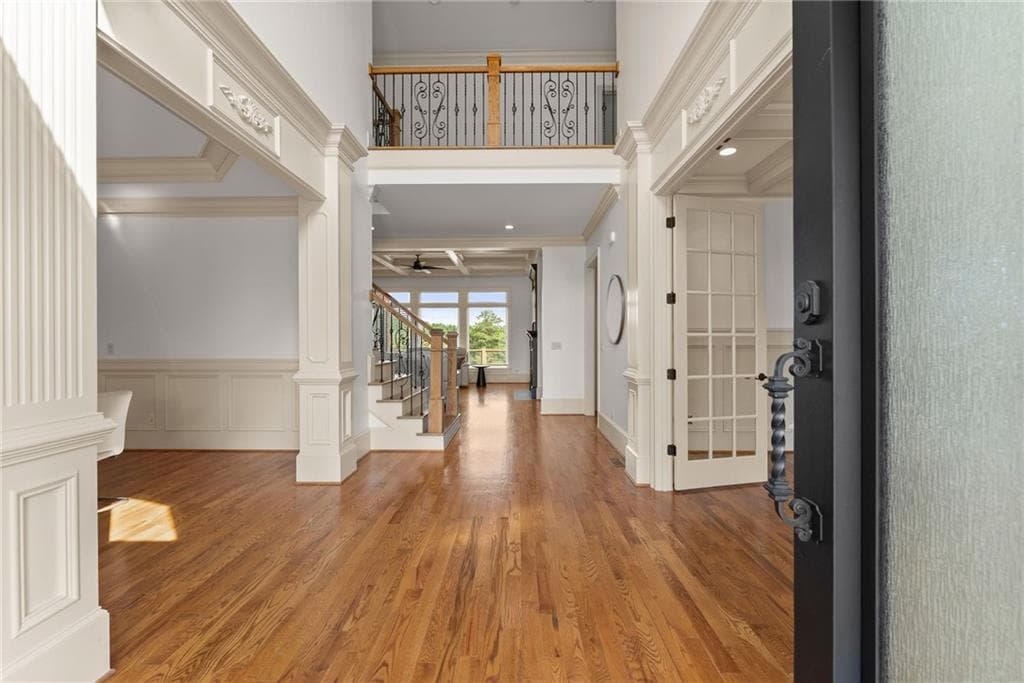 5 bedroom, 6 bathroom, 4,588 sq ft single family residence for sale at 4645 Manor Drive, Gainesville, GA 30506 — photo 7
