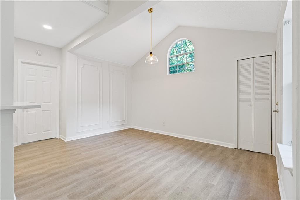 2 bedroom, 2 bathroom, 950 sq ft condominium for sale at 312 Hawkstone Way 312, Alpharetta, GA 30022 — photo 7