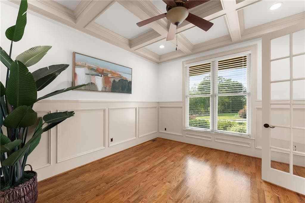 5 bedroom, 6 bathroom, 4,588 sq ft single family residence for sale at 4645 Manor Drive, Gainesville, GA 30506 — photo 9