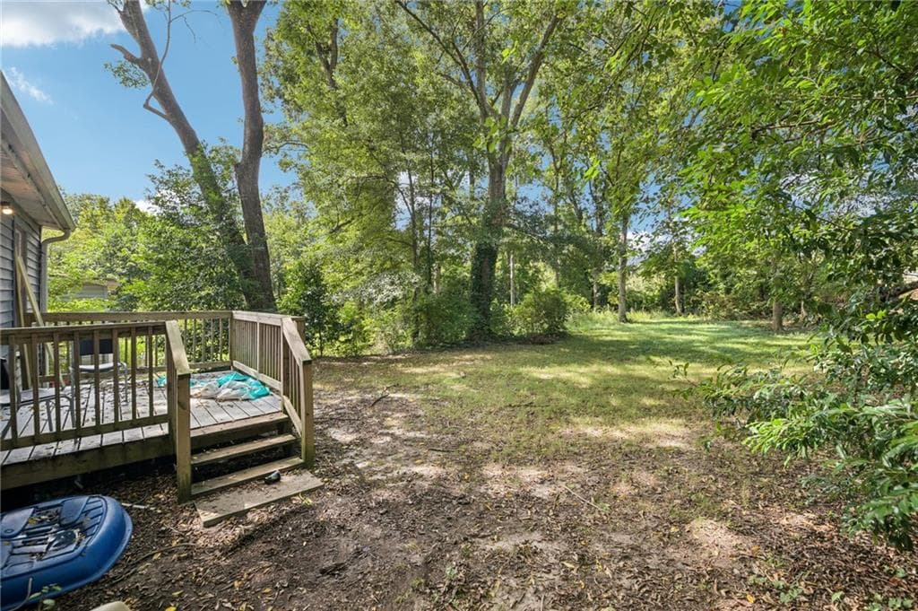 3 bedroom, 2 bathroom, 1,700 sq ft single family residence for sale at 615 N 17th Street, Griffin, GA 30223 — photo 4
