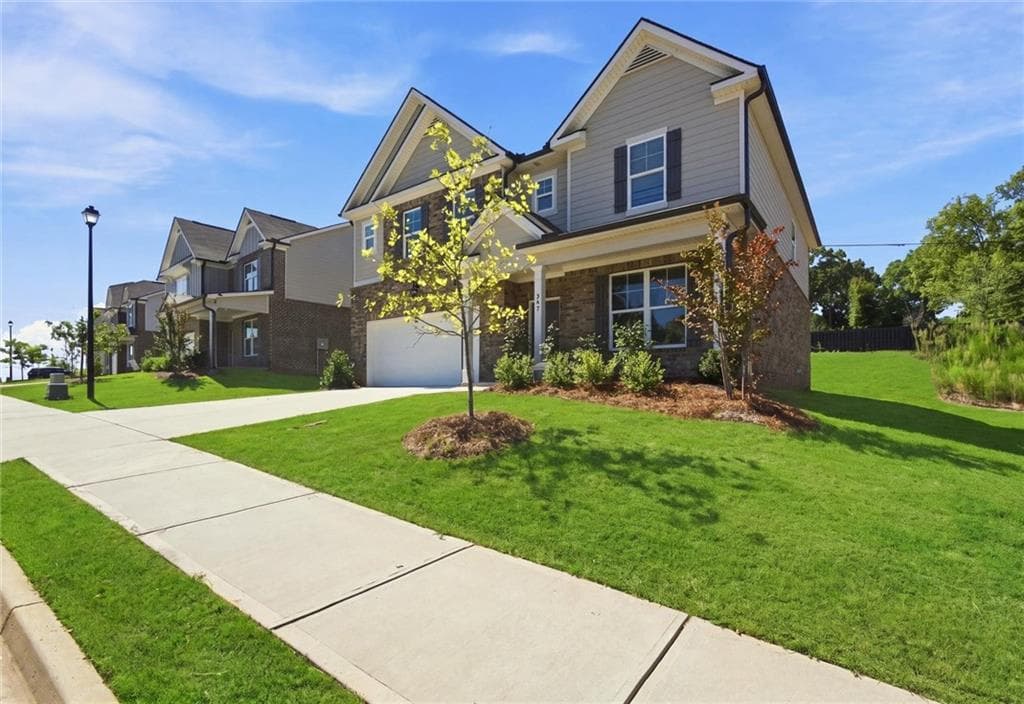 5 bedroom, 4 bathroom single family residence under contract at 347 Collier Mills Road, Lawrenceville, GA 30045 — photo 3