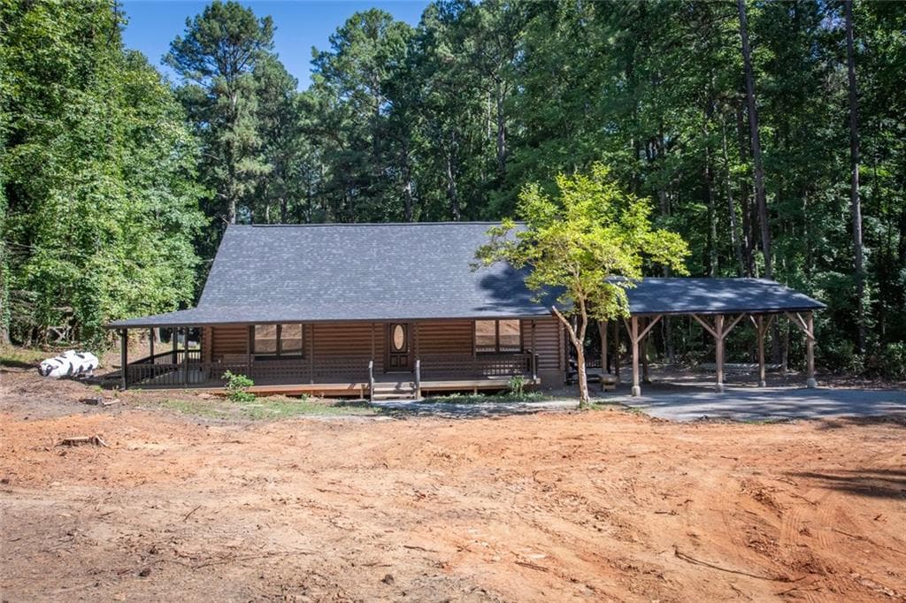 3 bedroom, 2 bathroom, 2,030 sq ft single family residence under contract at 4926 Maroney Mill Road, Douglasville, GA 30134