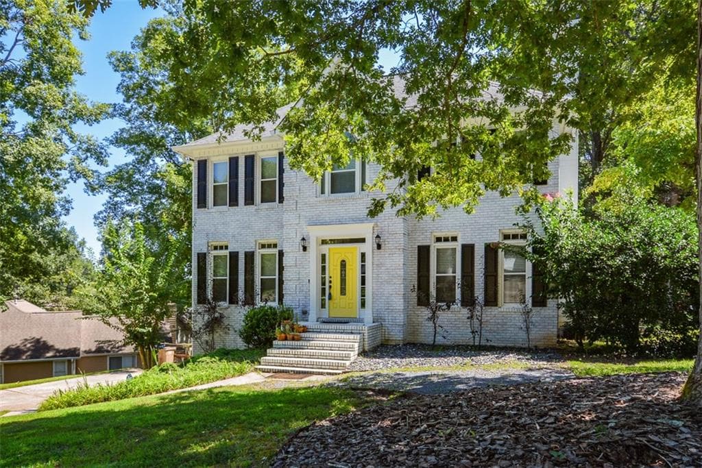 4 bedroom, 3 bathroom, 2,102 sq ft single family residence for sale at 3524 Pine Grove Drive, Douglasville, GA 30135 — photo 3