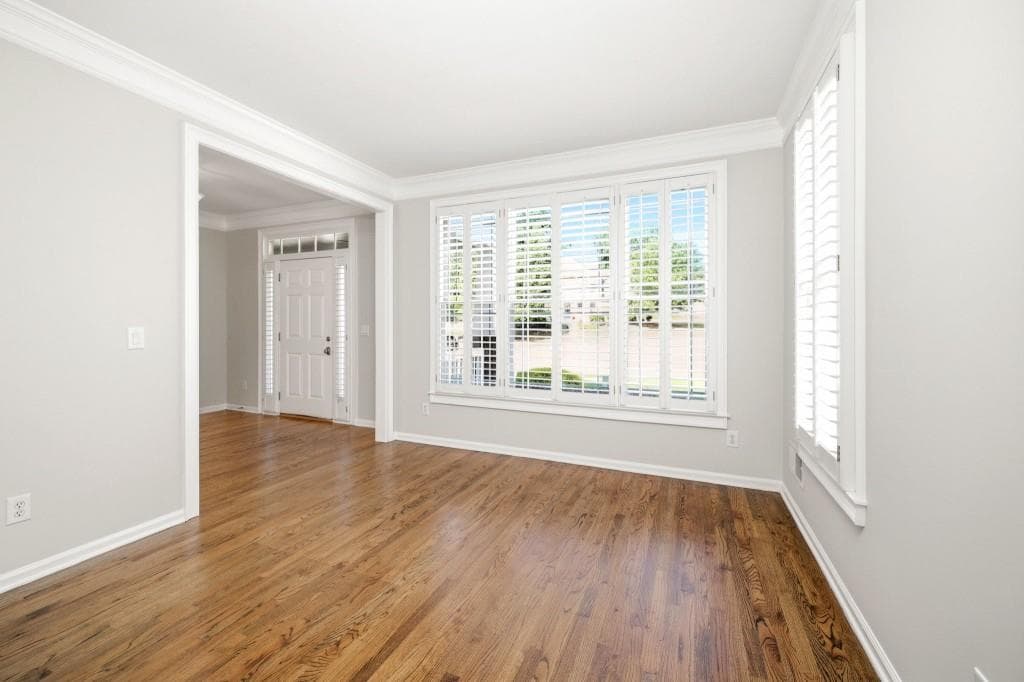 5 bedroom, 5 bathroom, 4,895 sq ft single family residence for sale at 7327 Rocking Chair Lane, Hoschton, GA 30548 — photo 8