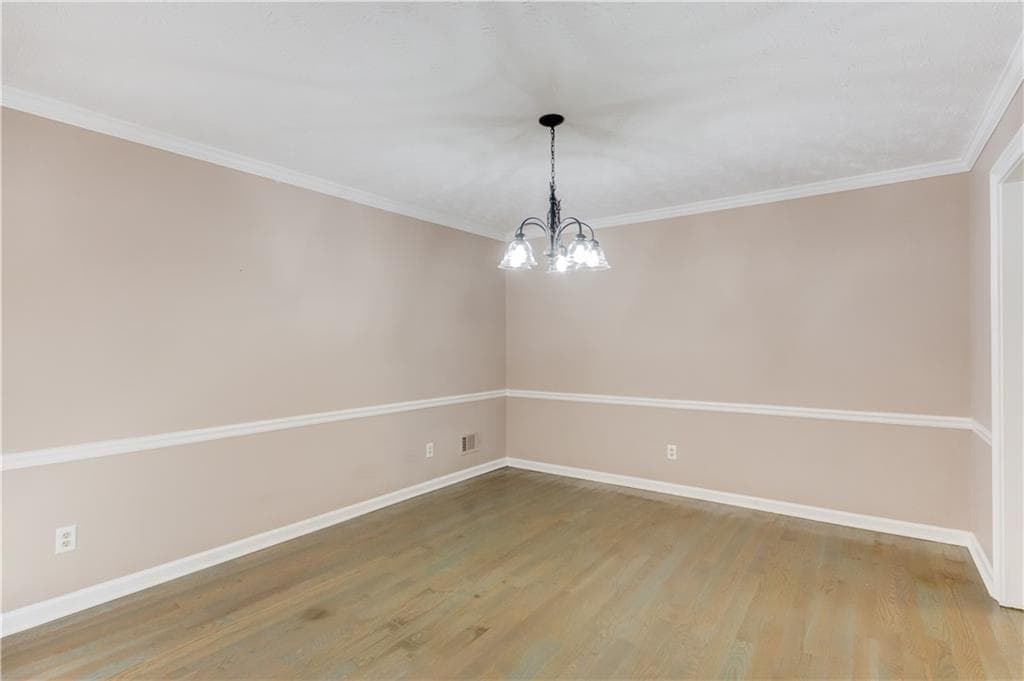 3 bedroom, 3 bathroom, 2,027 sq ft single family residence for sale at 291 Shore Drive, Suwanee, GA 30024 — photo 8
