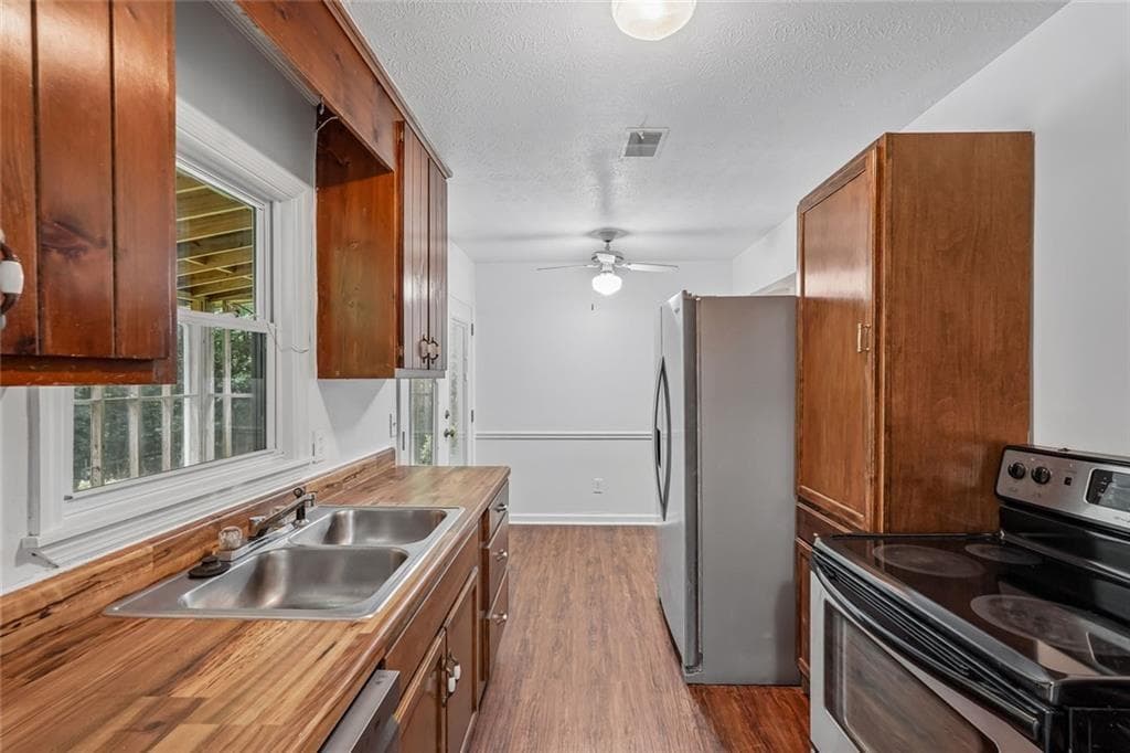 3 bedroom, 2 bathroom, 1,104 sq ft single family residence for sale at 258 Millertown Road, Temple, GA 30179 — photo 4
