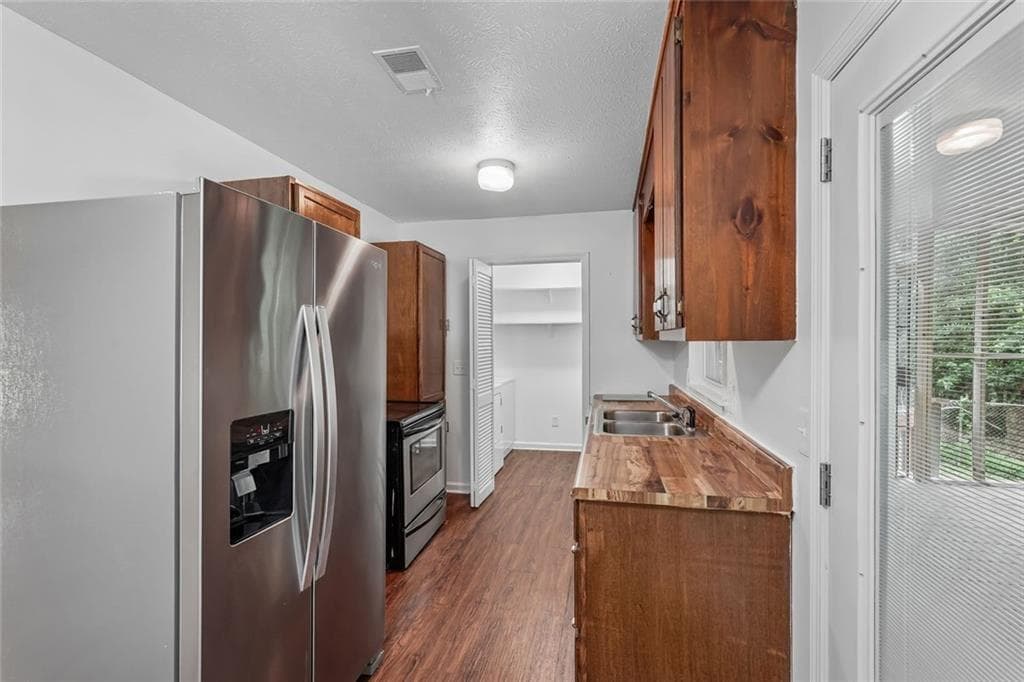 3 bedroom, 2 bathroom, 1,104 sq ft single family residence for sale at 258 Millertown Road, Temple, GA 30179 — photo 6