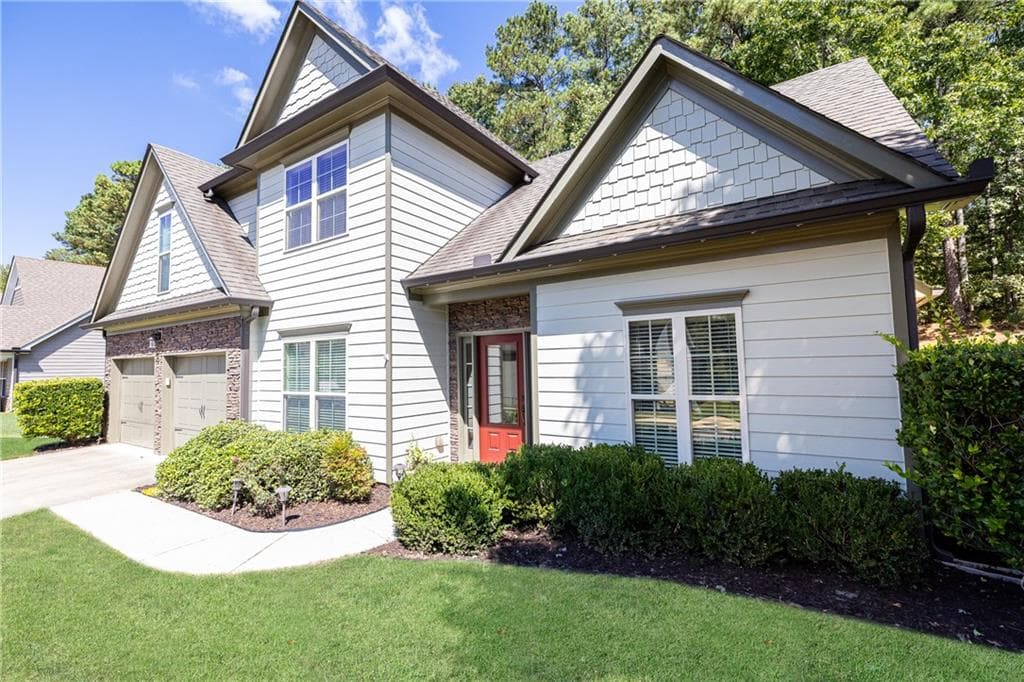 4 bedroom, 3 bathroom, 2,349 sq ft single family residence for sale at 1106 Blankets Creek Drive, Canton, GA 30114 — photo 2