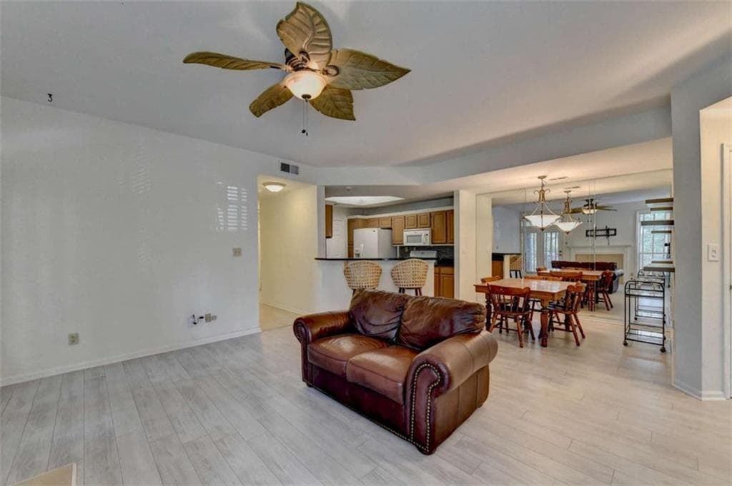 2 bedroom, 2 bathroom, 1,263 sq ft condominium for sale at 1303 McGill Park Avenue 1303, Atlanta, GA 30312 — photo 8