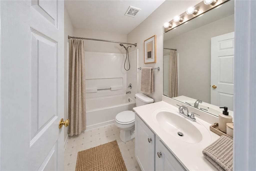 3 bedroom, 3 bathroom, 1,412 sq ft townhouse for rent at 3423 Lathenview Court, Alpharetta, GA 30004 for $2,395 a month — photo 10