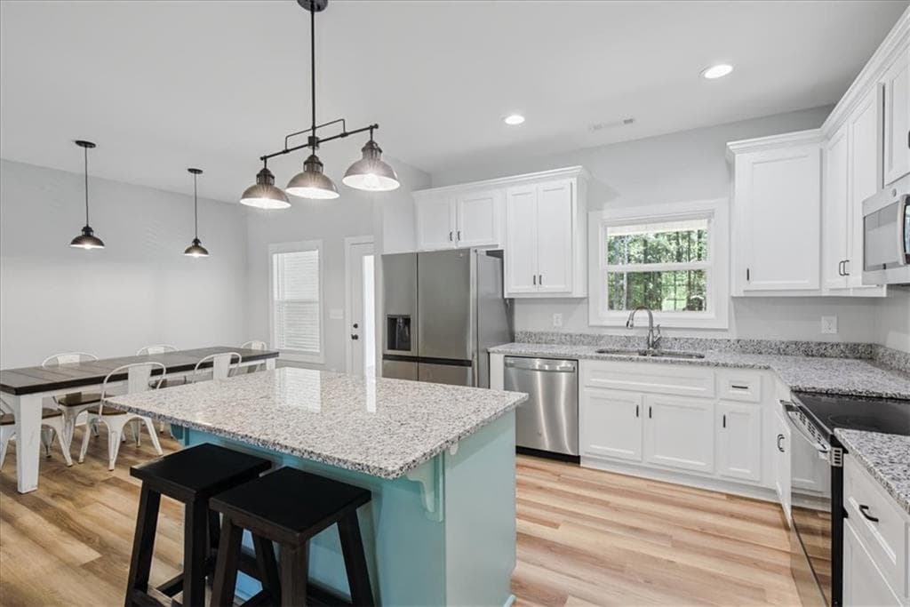 5 bedroom, 3 bathroom, 2,424 sq ft single family residence for sale at 1632 New Rosedale Road, Armuchee, GA 30105 — photo 4