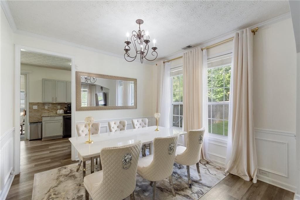 3 bedroom, 3 bathroom, 1,953 sq ft single family residence for sale at 2418 Greenside Court, Austell, GA 30106 — photo 3