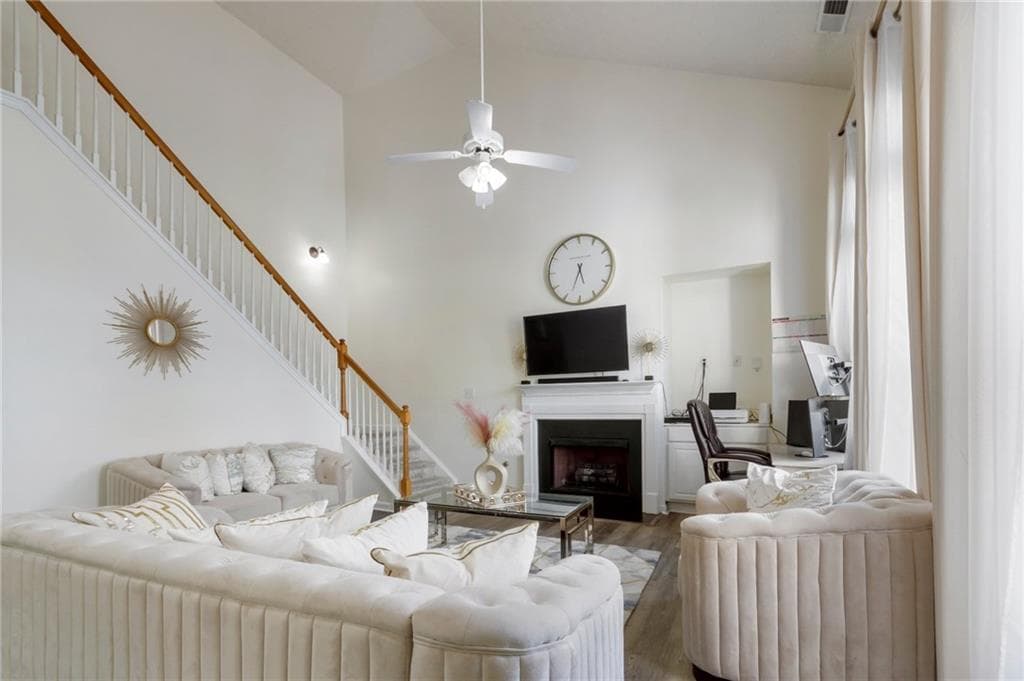 3 bedroom, 3 bathroom, 1,953 sq ft single family residence for sale at 2418 Greenside Court, Austell, GA 30106 — photo 6