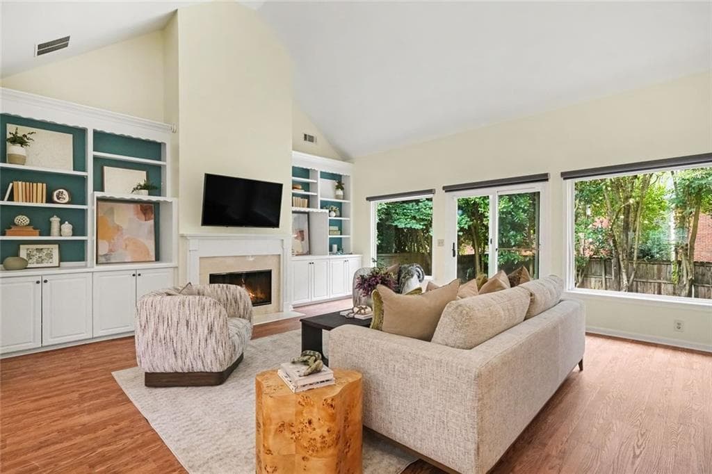 4 bedroom, 3 bathroom, 2,719 sq ft single family residence under contract at 1855 Childers, Atlanta, GA 30324 — photo 2