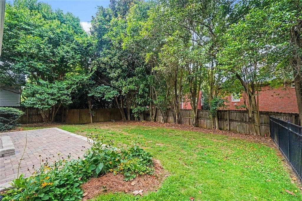4 bedroom, 3 bathroom, 2,719 sq ft single family residence under contract at 1855 Childers, Atlanta, GA 30324 — photo 7