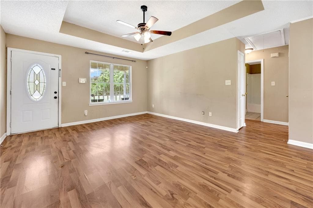 3 bedroom, 2 bathroom, 1,382 sq ft single family residence for sale at 797 S Laney Road, Locust Grove, GA 30248 — photo 6