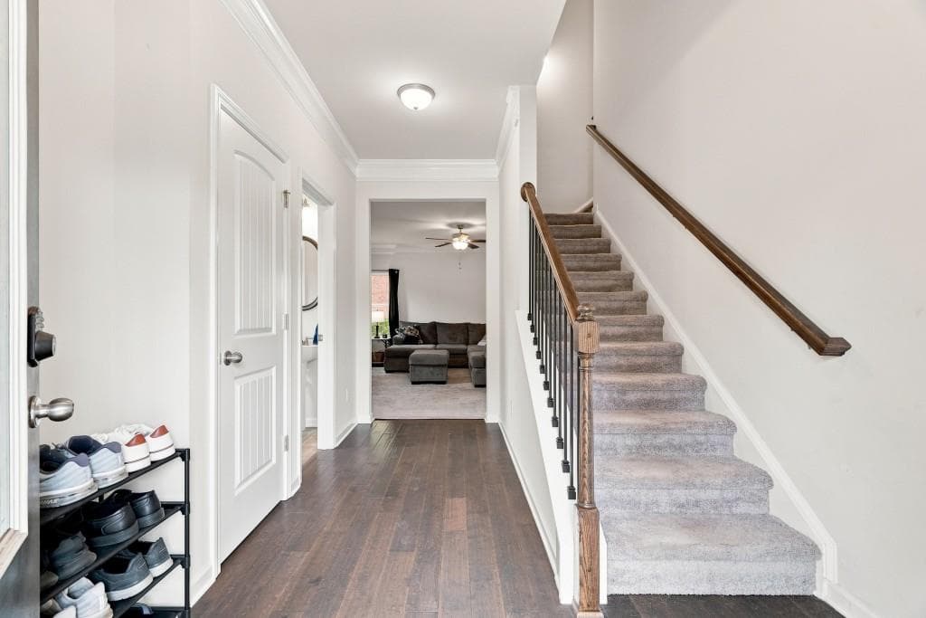 3 bedroom, 3 bathroom, 1,855 sq ft single family residence for sale at 1069 Belmont Park Drive, Commerce, GA 30529 — photo 3