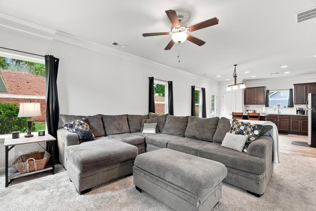 3 bedroom, 3 bathroom, 1,855 sq ft single family residence for sale at 1069 Belmont Park Drive, Commerce, GA 30529 — photo 5