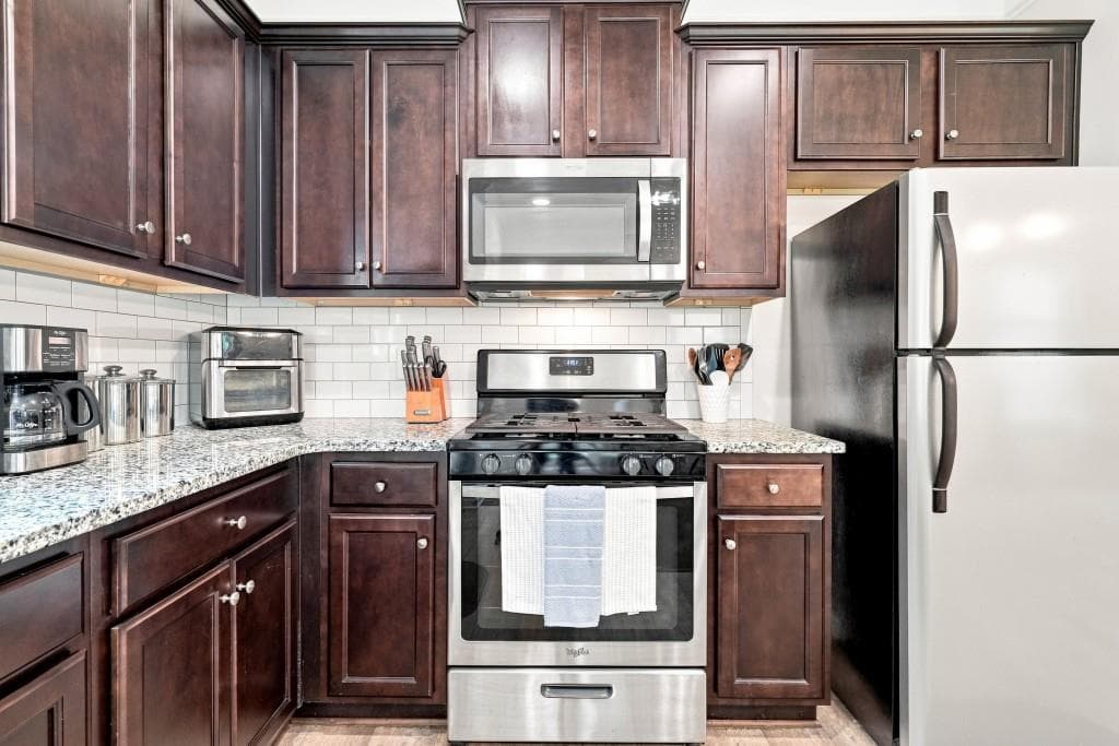3 bedroom, 3 bathroom, 1,855 sq ft single family residence for sale at 1069 Belmont Park Drive, Commerce, GA 30529 — photo 8