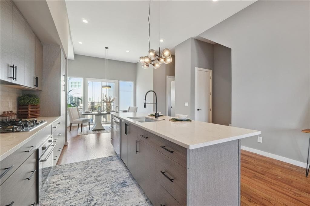3 bedroom, 4 bathroom, 2,200 sq ft townhouse for sale at 2170 Bristol Cove, Chamblee, GA 30341 — photo 7