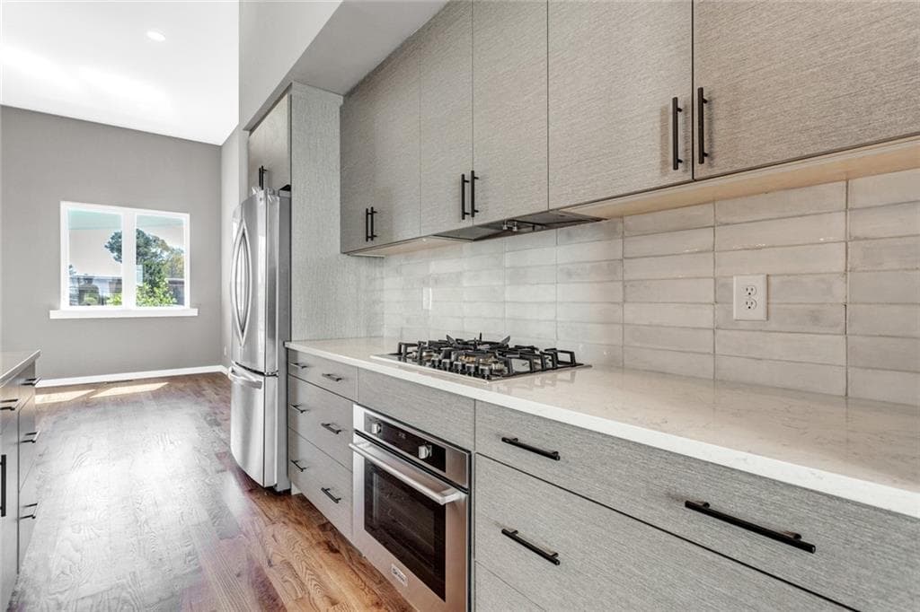 3 bedroom, 4 bathroom, 2,200 sq ft townhouse for sale at 2170 Bristol Cove, Chamblee, GA 30341 — photo 8