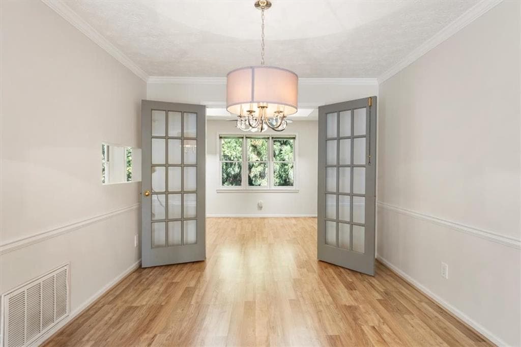 2 bedroom, 2 bathroom, 1,450 sq ft condominium for sale at 18 Normandy Court, Atlanta, GA 30324 — photo 9