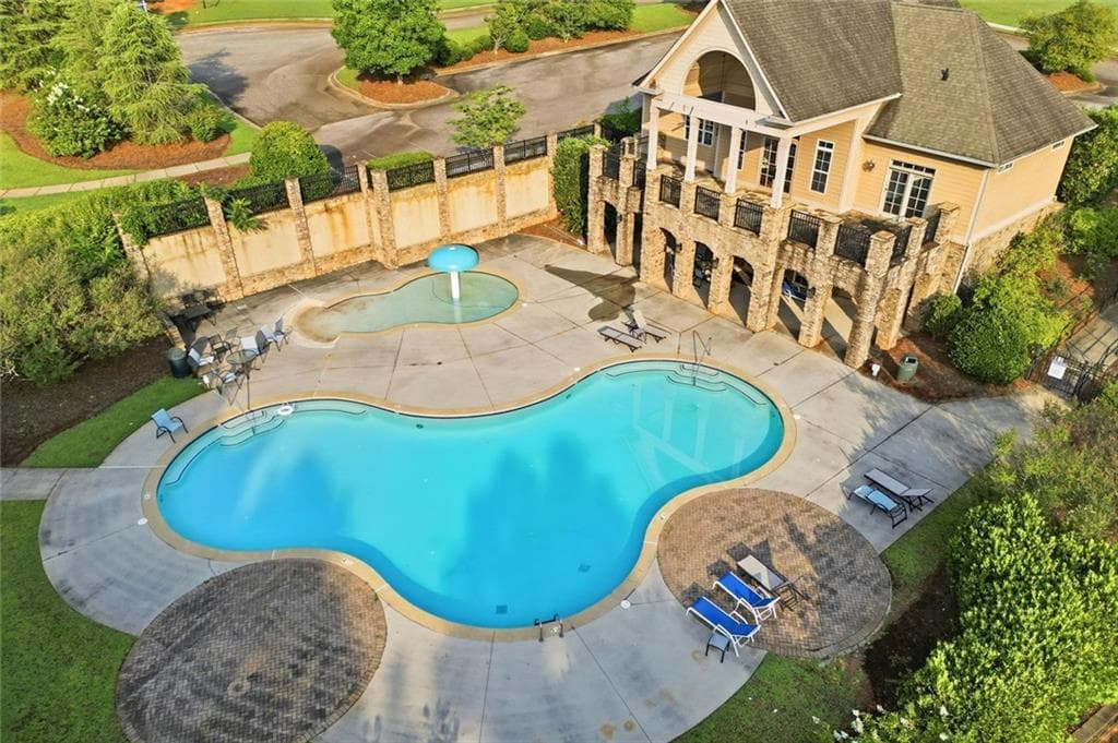 4 bedroom, 4 bathroom, 4,400 sq ft single family residence for sale at 7271 Bluewater, Douglasville, GA 30135 — photo 9