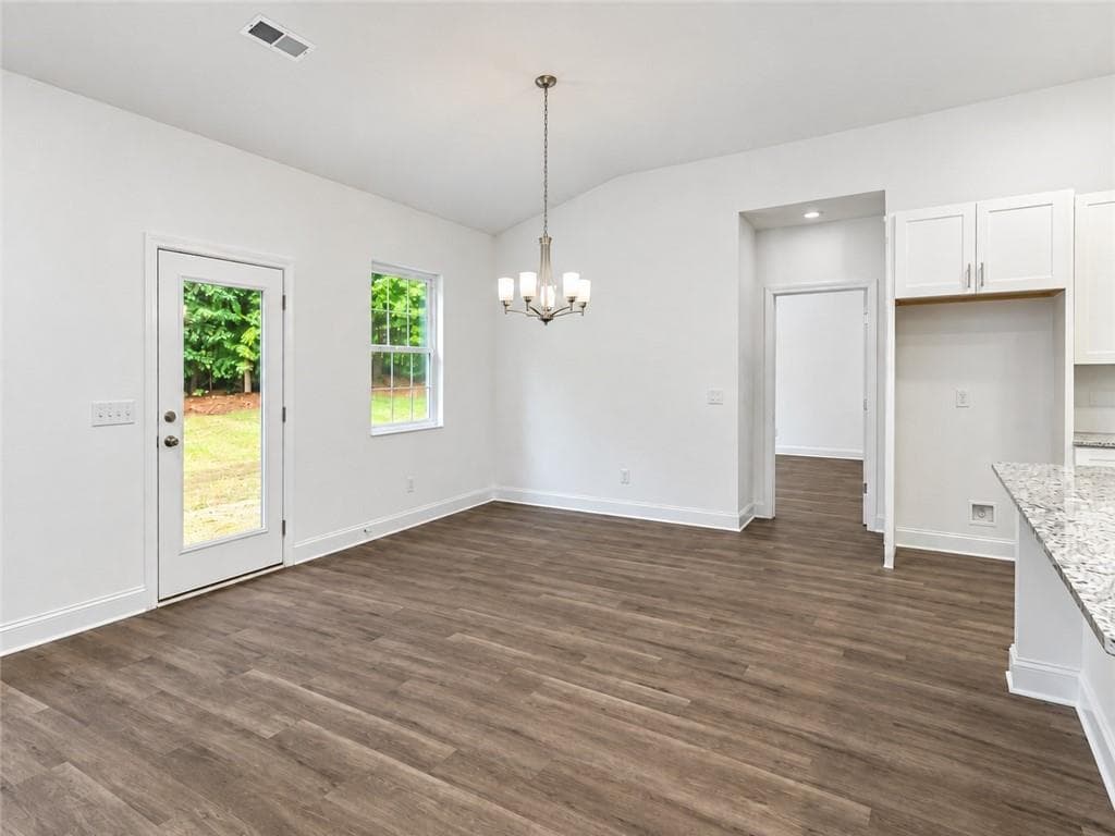 3 bedroom, 2 bathroom, 1,742 sq ft single family residence for sale at 1850 W Mcintosh Road, Griffin, GA 30223 — photo 4