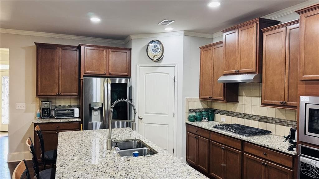 5 bedroom, 3 bathroom, 2,584 sq ft single family residence under contract at 1736 Hamilton Lake Parkway, Buford, GA 30519 — photo 6
