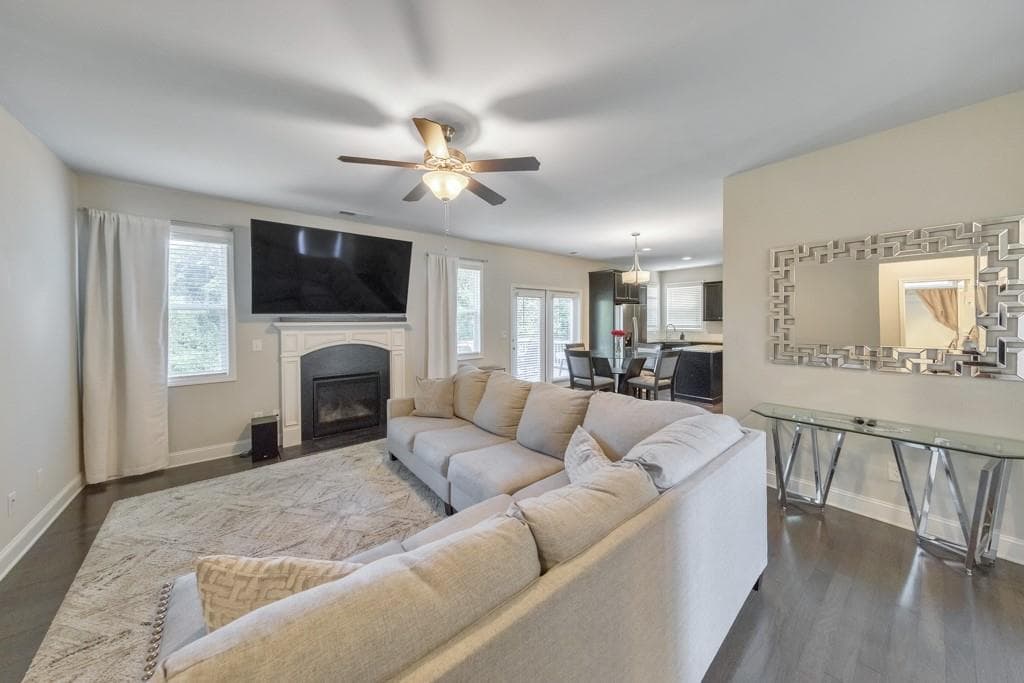 5 bedroom, 3 bathroom, 2,858 sq ft single family residence for sale at 2734 Double Iron Drive, Austell, GA 30106 — photo 3