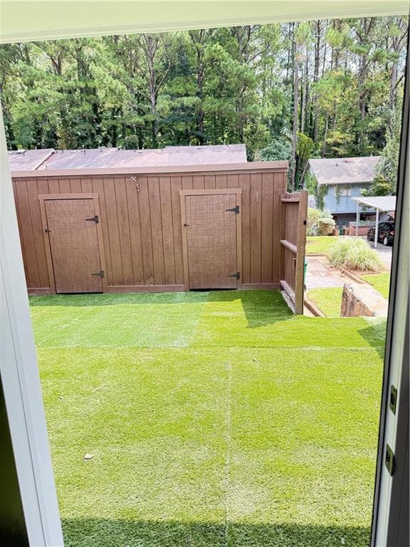 3 bedroom, 2 bathroom, 1,260 sq ft townhouse for sale at 621 Garden Walk Drive, Stone Mountain, GA 30083 — photo 4