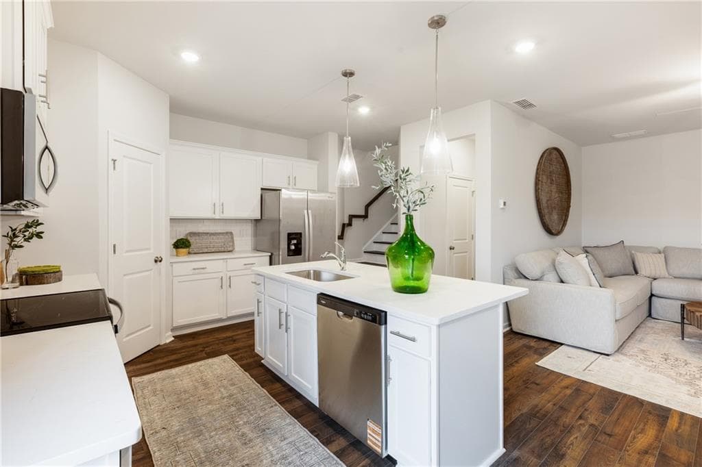 3 bedroom, 3 bathroom, 1,736 sq ft townhouse for sale at 2750 Willowtree Circle 12, Kennesaw, GA 30144 — photo 7
