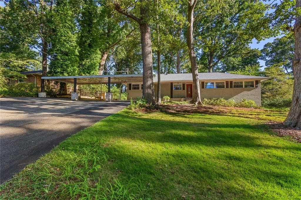 4 bedroom, 2 bathroom, 1,474 sq ft single family residence for sale at 670 Montclair Drive, Smyrna, GA 30082 — photo 1 of 46