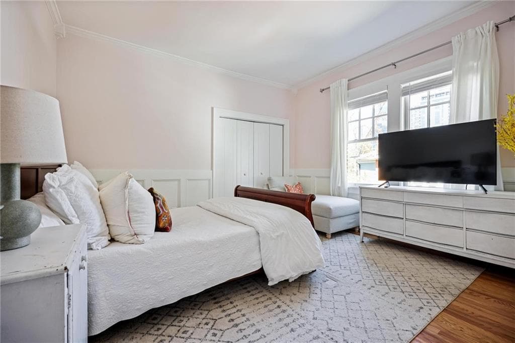 1 bedroom, 1 bathroom, 728 sq ft condominium for sale at 907 Piedmont Avenue 11, Atlanta, GA 30309 — photo 9