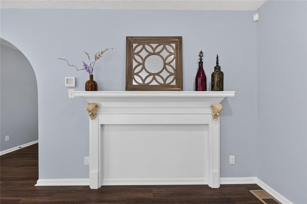 3 bedroom, 2 bathroom, 1,268 sq ft single family residence for sale at 938 Charleston Court, Gainesville, GA 30501 — photo 9
