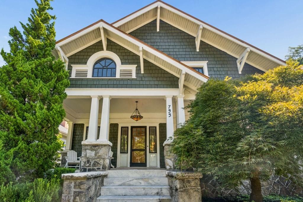 3 bedroom, 2 bathroom, 1,950 sq ft single family residence for sale at 795 Monroe Drive, Atlanta, GA 30308 — photo 2