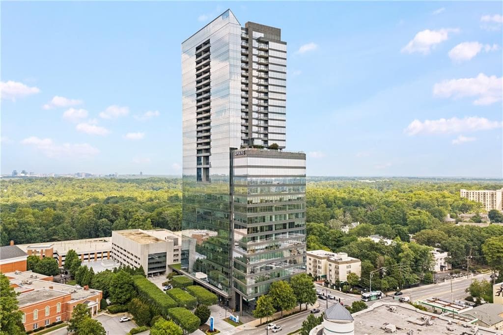 1 bedroom, 2 bathroom, 995 sq ft condominium for sale at 3630 Peachtree Road 2409, Atlanta, GA 30326 — photo 1 of 42
